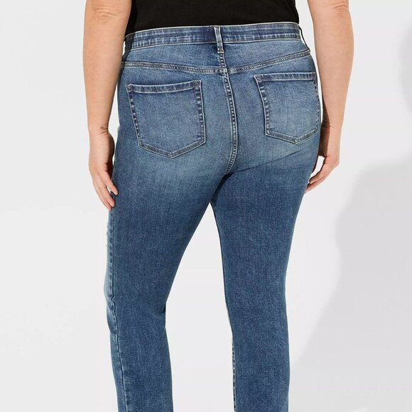 Torrid Sky High Kick Boot Super Soft High-Rise Jean 24 s petite / 24 regular NEW - Picture 4 of 4